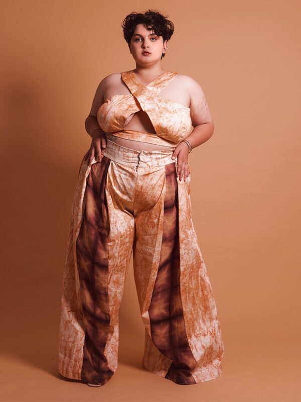 Ensemble grande taille pour femme avec bustier et pantalon