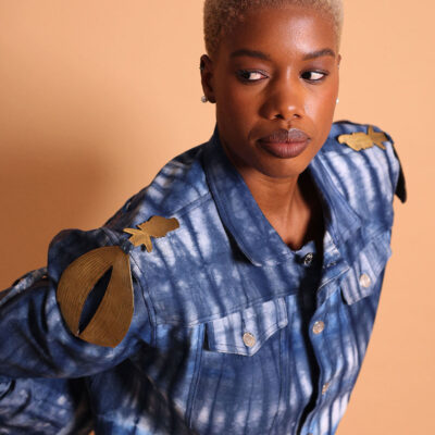 Veste chic en jean à manches longues pour femme - Kroskel et sa veste haute couture pour femme