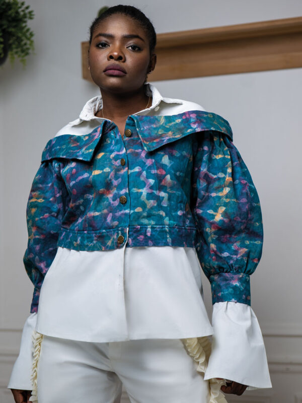 Blouson jeans deux en un teinté Kroskel x Paola Audrey