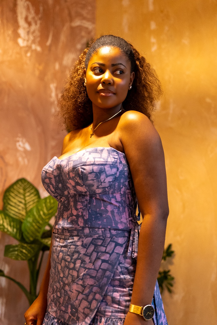 Bustier structuré Kroskel à lacets — Indigo Nattes – Image 5