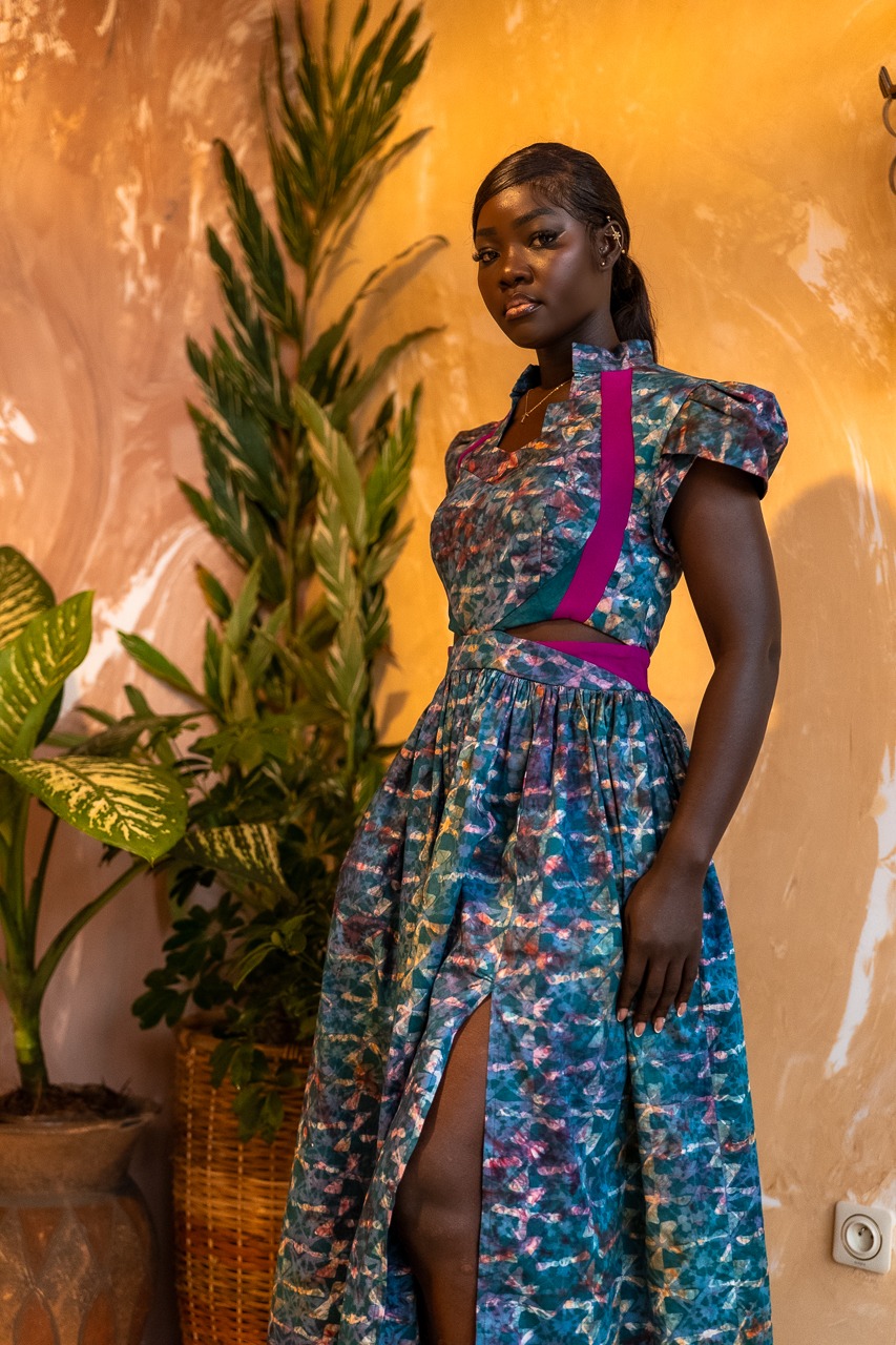 Robe Oracle Antonia — Turquoise, Fuchsia & Violet – Image 2